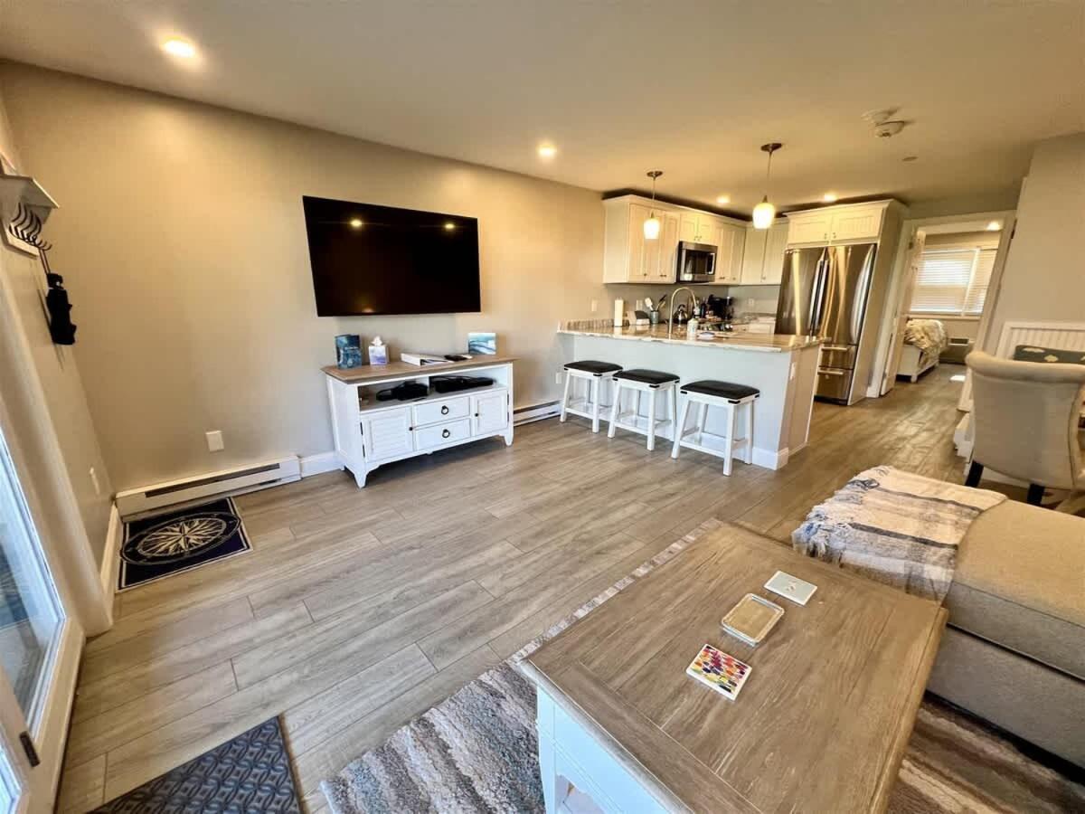 Updated Ocean Towers Condo In Оганквіт Екстер'єр фото